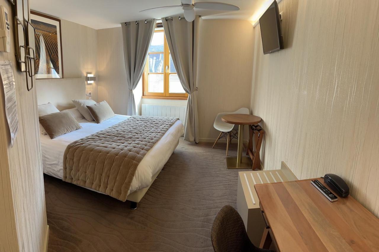 Logis Hotel Des Messageries Арбуа Екстер'єр фото